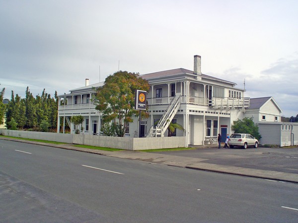 Commercial Hotel, Dargaville